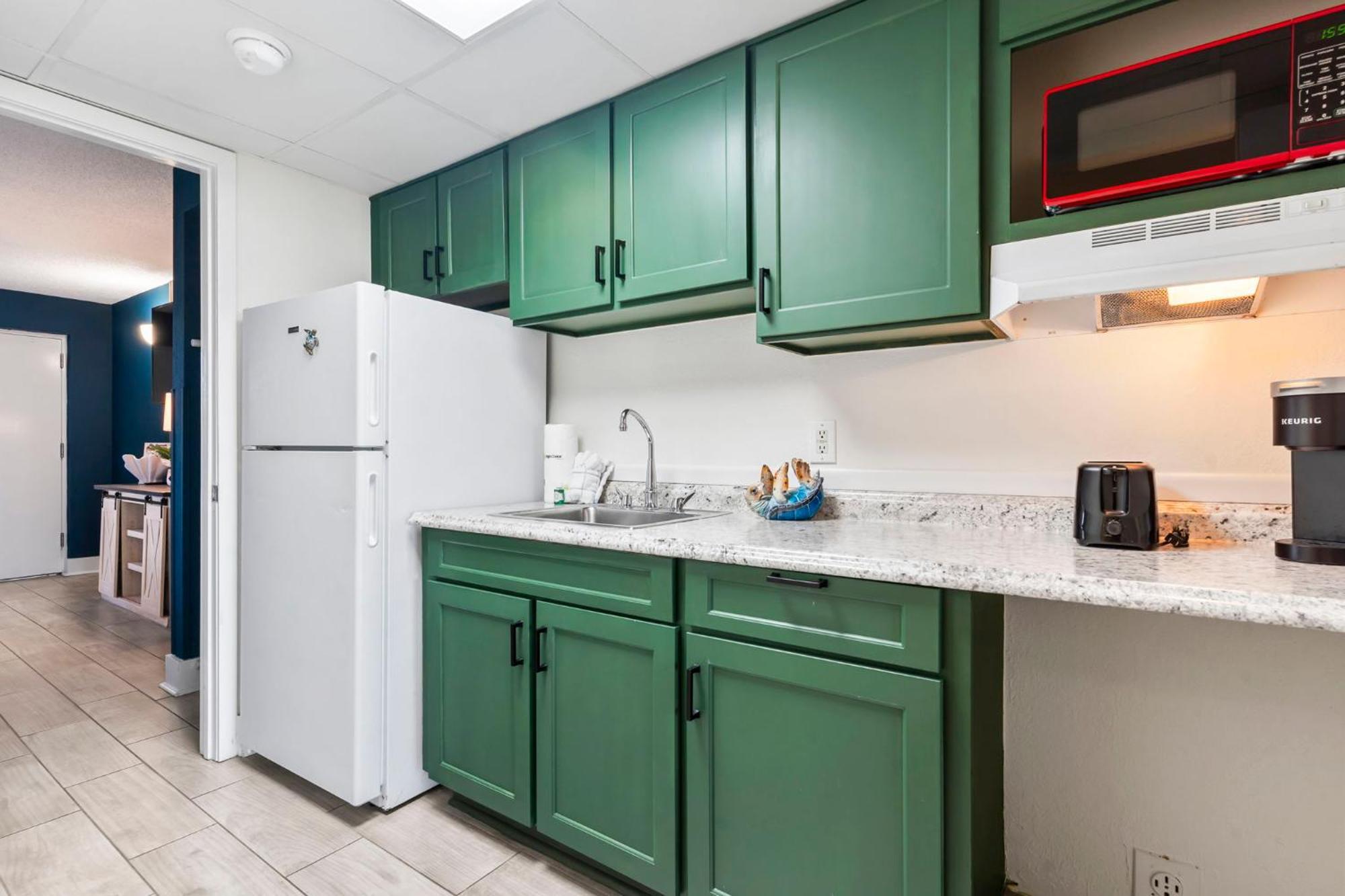 Recently Remodeled Double Queen Condo- Oceanfront Views! Boardwalk 135 Myrtle Beach Exterior foto